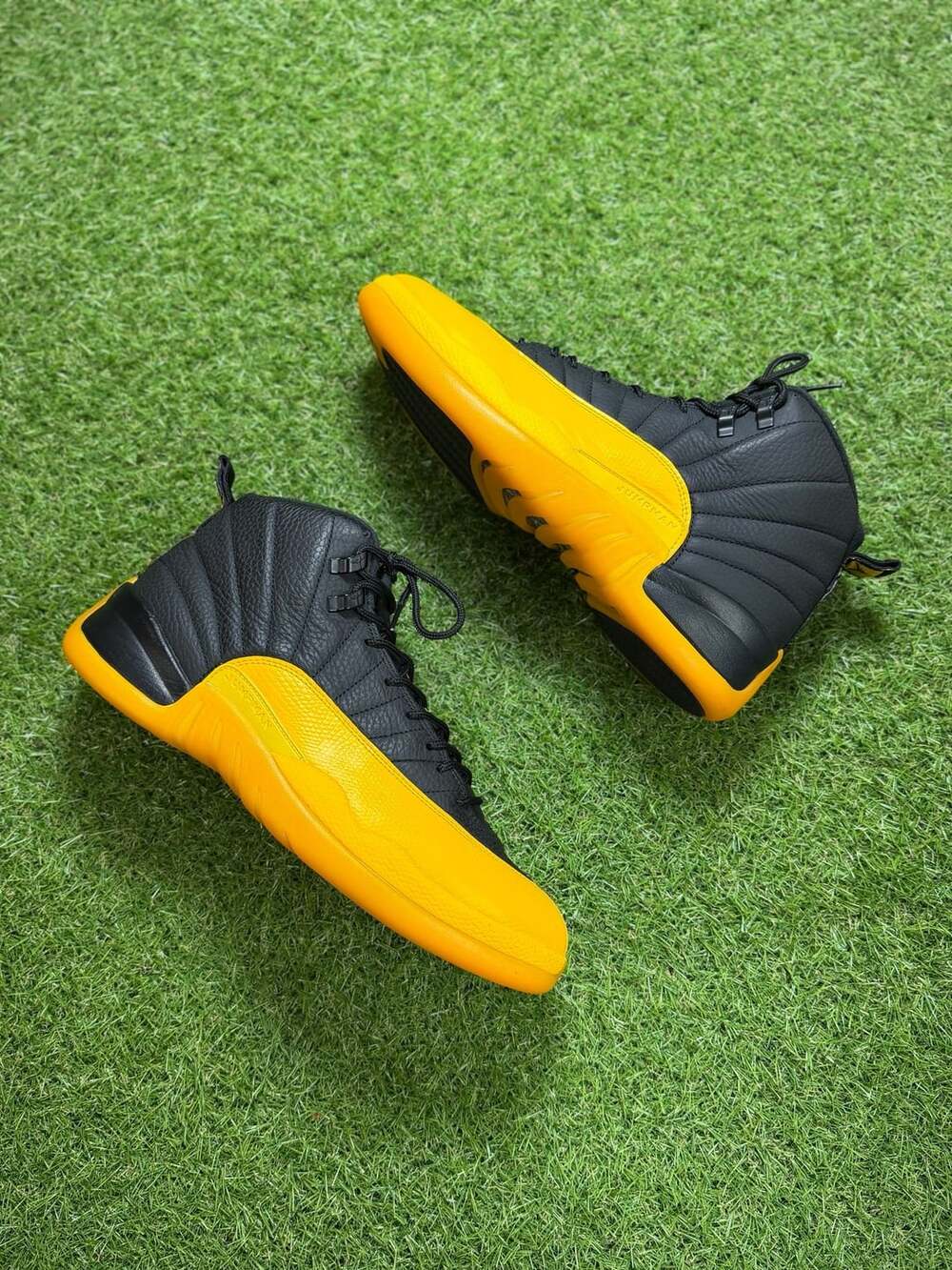 Size:11m -Air Jordan 12 Retro Black University Gold (130690-070)
